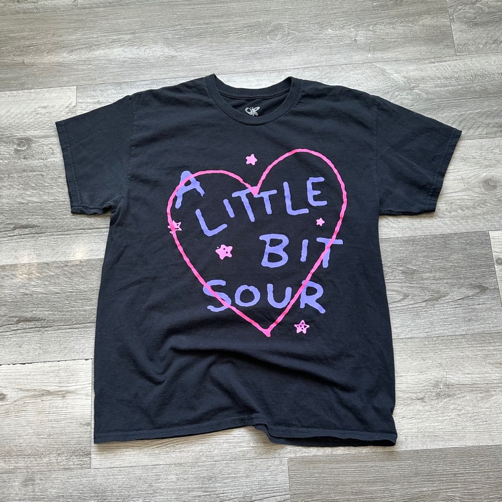 Olivia Rodrigo Sour 2022 Tour T-Shirt Black Size L A Little Bit Sour